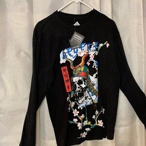 Original Gravity Men’s  NWT Long Sleeve T-Shirt 'Skull Motif  ' Size M‌‌‌‌‌‌‍‍‍‍